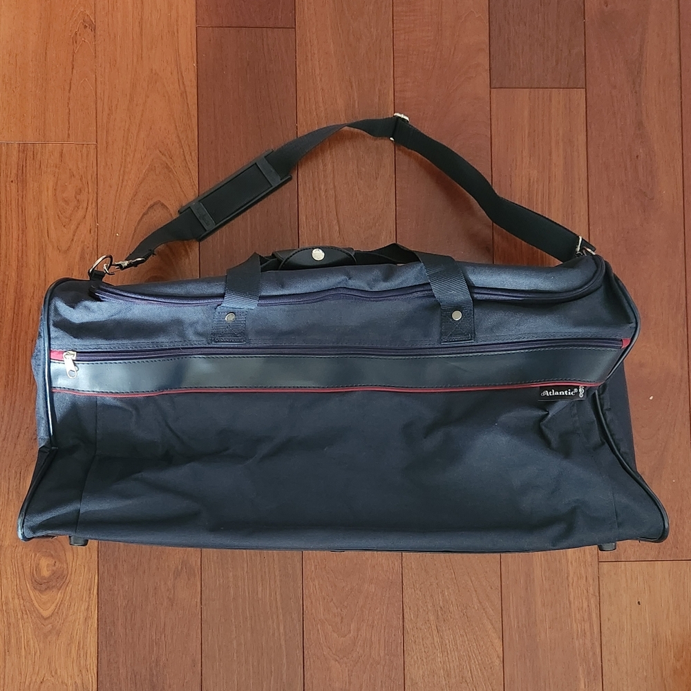 Vintage Atlantic Navy blue large luggage duffel bag. One size - 12" x 12" x 25".